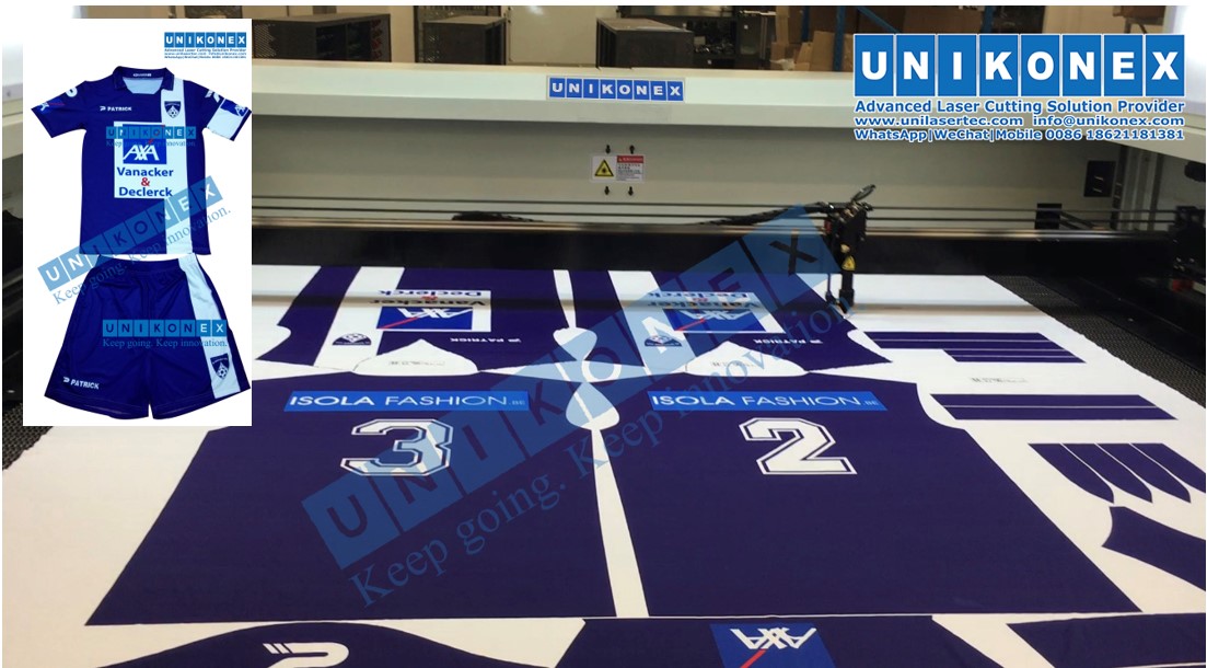 Laser cutting machine for fabric and textile